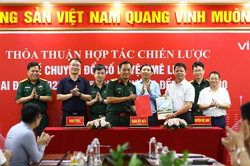 Viettel Solutions hợp tác chiến lược về chuyển đổi số với huyện Mê Linh